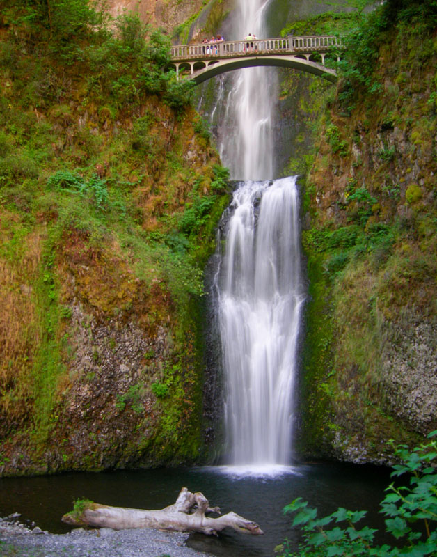 MULTNOMAH FALLS